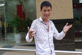 3 cái Tết cô đơn của nam diễn viên hài đào hoa nhất nhì showbiz Việt 3 cái Tết cô đơn của nam diễn viên hài đào hoa nhất nhì showbiz Việt