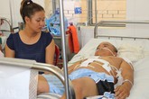 Thanh niên bị đâm hơn 10 nhát vì mượn tiền không trả Thanh niên bị đâm hơn 10 nhát vì mượn tiền không trả