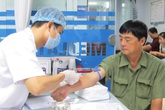 Xét nghiệm đường, mỡ máu miễn phí dịp nghỉ lễ 30/4 Xét nghiệm đường, mỡ máu miễn phí dịp nghỉ lễ 30/4