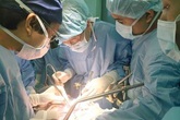 Bệnh viện Đa khoa Quốc tế Vinmec Times City: Lần đầu tiên ghép thận thành công cho người nước ngoài Bệnh viện Đa khoa Quốc tế Vinmec Times City: Lần đầu tiên ghép thận thành công cho người nước ngoài