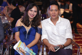 "Họa mi" Khánh Linh vui vẻ cùng chồng trẻ tuổi điển trai đi sự kiện "Họa mi" Khánh Linh vui vẻ cùng chồng trẻ tuổi điển trai đi sự kiện