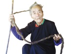 Kì nhân người Mông hơn 70 không cắt tóc vì sợ ốm Kì nhân người Mông hơn 70 không cắt tóc vì sợ ốm