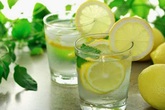 Quan niệm uống rượu sẽ ấm người là phản khoa học Quan niệm uống rượu sẽ ấm người là phản khoa học