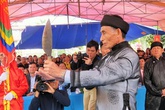Độc đáo lễ hội "quan" cắt tiết gà để thề tại Hải Phòng Độc đáo lễ hội "quan" cắt tiết gà để thề tại Hải Phòng