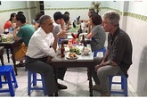 Những ẩn ý ít người biết đằng sau bữa tối bún chả của Tổng thống Obama Những ẩn ý ít người biết đằng sau bữa tối bún chả của Tổng thống Obama