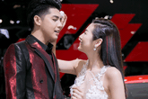 Á hậu Dương Tú Anh quấn quít bên "bạch mã hoàng tử" Noo Phước Thịnh Á hậu Dương Tú Anh quấn quít bên "bạch mã hoàng tử" Noo Phước Thịnh