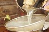 Đừng lạm dụng nước hầm xương! Đừng lạm dụng nước hầm xương!