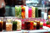 Cẩn trọng với món chè nhiều màu Cẩn trọng với món chè nhiều màu