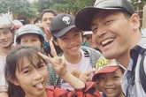 MC Phan Anh đã quyên được 16 tỷ đồng ủng hộ miền Trung MC Phan Anh đã quyên được 16 tỷ đồng ủng hộ miền Trung