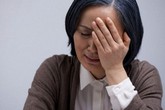 Bà ngoại bật khóc vì câu nói của thông gia giàu có Bà ngoại bật khóc vì câu nói của thông gia giàu có