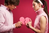 Biết anh sắp cưới mà tôi chẳng thể quên mối tình này Biết anh sắp cưới mà tôi chẳng thể quên mối tình này