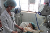 Cô giáo 8x hôn mê sâu sau một tuần sốt xuất huyết Cô giáo 8x hôn mê sâu sau một tuần sốt xuất huyết