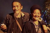 Cuộc sống lang thang của đôi tình nhân già ở Sa Pa Cuộc sống lang thang của đôi tình nhân già ở Sa Pa