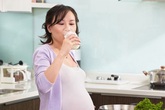 Nên bắt đầu uống sữa bầu và kết thúc vào thời điểm nào? Nên bắt đầu uống sữa bầu và kết thúc vào thời điểm nào?