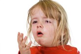 Trẻ ho nhiều kèm đờm, thở khò khè, xử lý thế nào? Trẻ ho nhiều kèm đờm, thở khò khè, xử lý thế nào?
