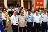 Thủ tướng Nguyễn Xuân Phúc căn dặn sinh viên “cần học làm người” Thủ tướng Nguyễn Xuân Phúc căn dặn sinh viên “cần học làm người”