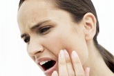 Chuyên gia bày cách chữa viêm loét miệng Chuyên gia bày cách chữa viêm loét miệng