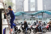 Xăng giảm tiếp từ 15h Xăng giảm tiếp từ 15h