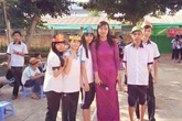 Ngưỡng mộ cô giáo trẻ năng động, tâm huyết ở bãi bồi ven bờ sông Hậu Ngưỡng mộ cô giáo trẻ năng động, tâm huyết ở bãi bồi ven bờ sông Hậu