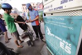 Xăng E5 trước giờ G: Nhà phân phối sẵn sàng, người dùng còn e ngại Xăng E5 trước giờ G: Nhà phân phối sẵn sàng, người dùng còn e ngại