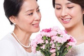 Mẹ chồng nằng nặc đòi ngủ cùng con dâu bởi lý do chẳng ai ngờ tới Mẹ chồng nằng nặc đòi ngủ cùng con dâu bởi lý do chẳng ai ngờ tới