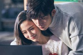 Cô gái ngồi xe lăn và chuyện tình bất ngờ trên Facebook Cô gái ngồi xe lăn và chuyện tình bất ngờ trên Facebook