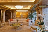 "Cung điện trên không" dát vàng choáng ngợp của Tổng thống Mỹ Donald Trump "Cung điện trên không" dát vàng choáng ngợp của Tổng thống Mỹ Donald Trump