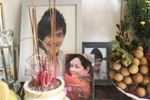 MC Quỳnh Hương xúc động trong ngày giỗ Wanbi Tuấn Anh MC Quỳnh Hương xúc động trong ngày giỗ Wanbi Tuấn Anh