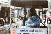 Nhọc nhằn phận người mưu sinh trong giá lạnh Nhọc nhằn phận người mưu sinh trong giá lạnh