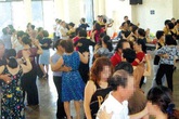 Con gái gặp họa vì mẹ quen côn đồ ở nơi khiêu vũ Con gái gặp họa vì mẹ quen côn đồ ở nơi khiêu vũ