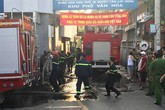 5 người la hét cầu cứu khi mắc kẹt trong vụ cháy nhà 3 tầng ở Sài Gòn 5 người la hét cầu cứu khi mắc kẹt trong vụ cháy nhà 3 tầng ở Sài Gòn