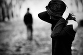 Cô hàng xóm độc thân hay thức khuya khiến chồng tôi... khó ngủ Cô hàng xóm độc thân hay thức khuya khiến chồng tôi... khó ngủ