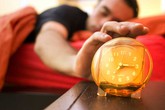 Kiếm nửa tỷ đồng bằng việc nằm bất động trên giường 2 tháng Kiếm nửa tỷ đồng bằng việc nằm bất động trên giường 2 tháng