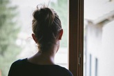 Nhờ hàng xóm, phát hiện bí mật lớn của con dâu Nhờ hàng xóm, phát hiện bí mật lớn của con dâu