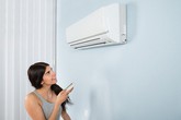 Nắng nóng kéo dài, cách dùng điều hòa để không ‘tiền mất tật mang’? Nắng nóng kéo dài, cách dùng điều hòa để không ‘tiền mất tật mang’?