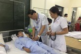 Điều trị hơn 1.000 ca sốt xuất huyết bằng y học cổ truyền kết hợp hiện đại Điều trị hơn 1.000 ca sốt xuất huyết bằng y học cổ truyền kết hợp hiện đại
