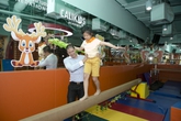 Nhóc tỳ nhà Bình Minh và nhà Trương Ngọc Ánh làm nhà thám hiểm nhí Nhóc tỳ nhà Bình Minh và nhà Trương Ngọc Ánh làm nhà thám hiểm nhí