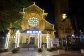 Hình ảnh các nhà thờ Hà Nội rực rỡ trong đêm trước Giáng sinh Hình ảnh các nhà thờ Hà Nội rực rỡ trong đêm trước Giáng sinh