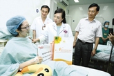 PGS.TS Nguyễn Thị Kim Tiến - Bộ trưởng Bộ Y tế: “Tất cả vì sức khỏe người dân, sự hài lòng của người bệnh” PGS.TS Nguyễn Thị Kim Tiến - Bộ trưởng Bộ Y tế: “Tất cả vì sức khỏe người dân, sự hài lòng của người bệnh”