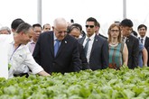 Tổng thống Israel và Phu nhân thăm Nông trường VinEco Tam Đảo Tổng thống Israel và Phu nhân thăm Nông trường VinEco Tam Đảo