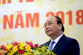 Thủ tướng Nguyễn Xuân Phúc: Tập trung chăm lo Tết cho dân, không để thiếu hàng, sốt giá Thủ tướng Nguyễn Xuân Phúc: Tập trung chăm lo Tết cho dân, không để thiếu hàng, sốt giá