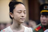 Nhân chứng bí ẩn của vụ hoa hậu Phương Nga nói sẽ đến tòa chiều nay Nhân chứng bí ẩn của vụ hoa hậu Phương Nga nói sẽ đến tòa chiều nay