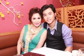 Cuộc tình giữa Vũ Hoàng Việt và Yvonne Thúy Hoàng có đáng để miệt thị? Cuộc tình giữa Vũ Hoàng Việt và Yvonne Thúy Hoàng có đáng để miệt thị?