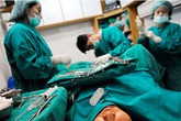 Muốn chuyển giới, phải là người độc thân Muốn chuyển giới, phải là người độc thân