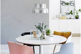 Những bộ bàn ăn màu pastel khiến bạn ngẩn ngơ ngắm mãi Những bộ bàn ăn màu pastel khiến bạn ngẩn ngơ ngắm mãi
