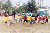Những khoản phí “lạ” trên bãi biển Sầm Sơn Những khoản phí “lạ” trên bãi biển Sầm Sơn
