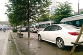 Sau thư ngỏ của Chủ tịch quận Thanh Xuân, Hà Nội: Vỉa hè vẫn bị…“bức tử” Sau thư ngỏ của Chủ tịch quận Thanh Xuân, Hà Nội: Vỉa hè vẫn bị…“bức tử”