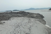 Huyện Vân Đồn (Quảng Ninh): Dân lo lắng vì nguy cơ tận diệt tại bãi triều Chương Rồ Huyện Vân Đồn (Quảng Ninh): Dân lo lắng vì nguy cơ tận diệt tại bãi triều Chương Rồ