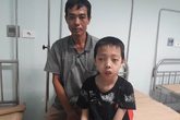 Quặn lòng trước cháu bé đang chết mòn vì bệnh hiếm Quặn lòng trước cháu bé đang chết mòn vì bệnh hiếm