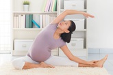 Bí quyết chặn đứng cơn đau lưng ê ẩm khi mang thai Bí quyết chặn đứng cơn đau lưng ê ẩm khi mang thai